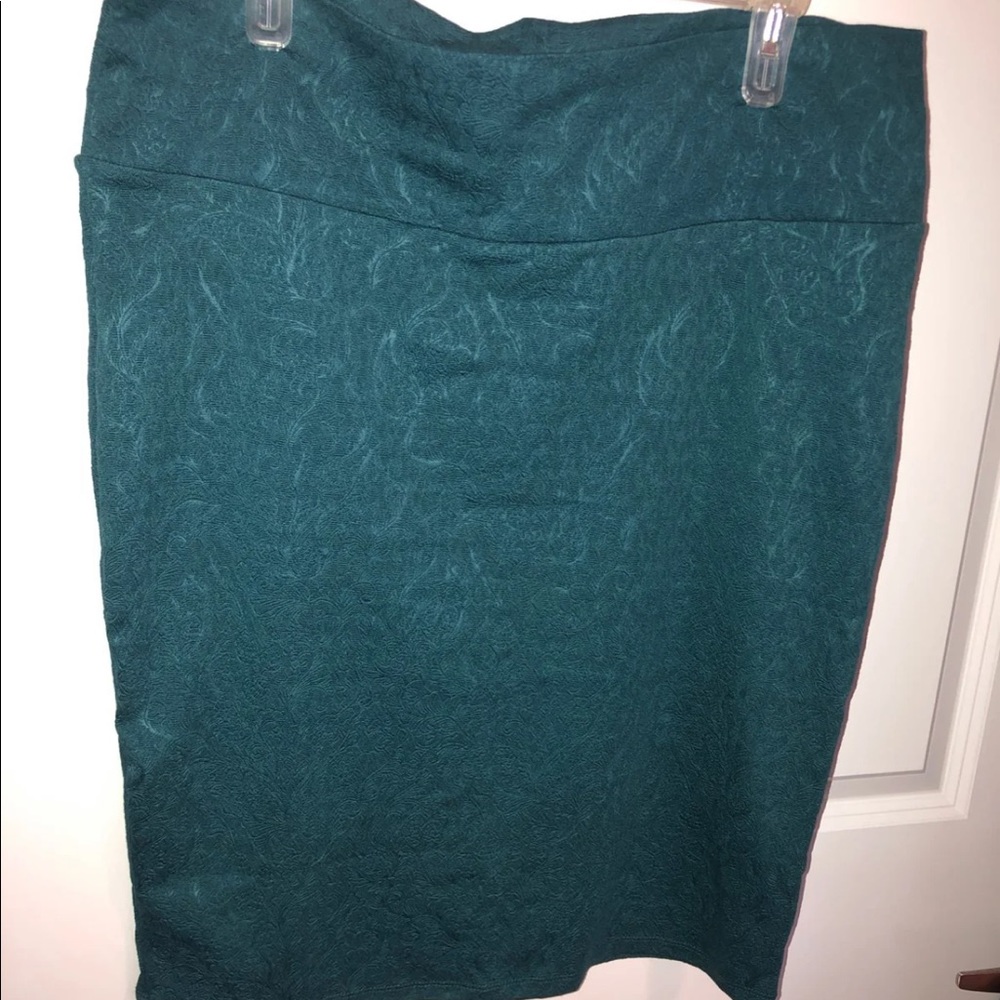 Lularoe Cassie skirt